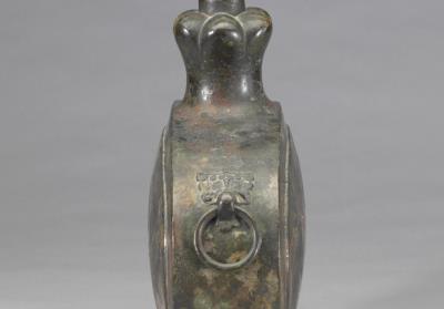图片[2]-Flask with garlic mouth and animal-head ring handles, Qin dynasty (221-207 BCE)-China Archive